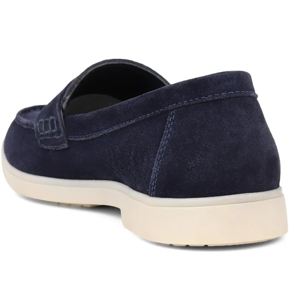 Suede Slip-On Loafers  - JFOOT39007 / 325 149