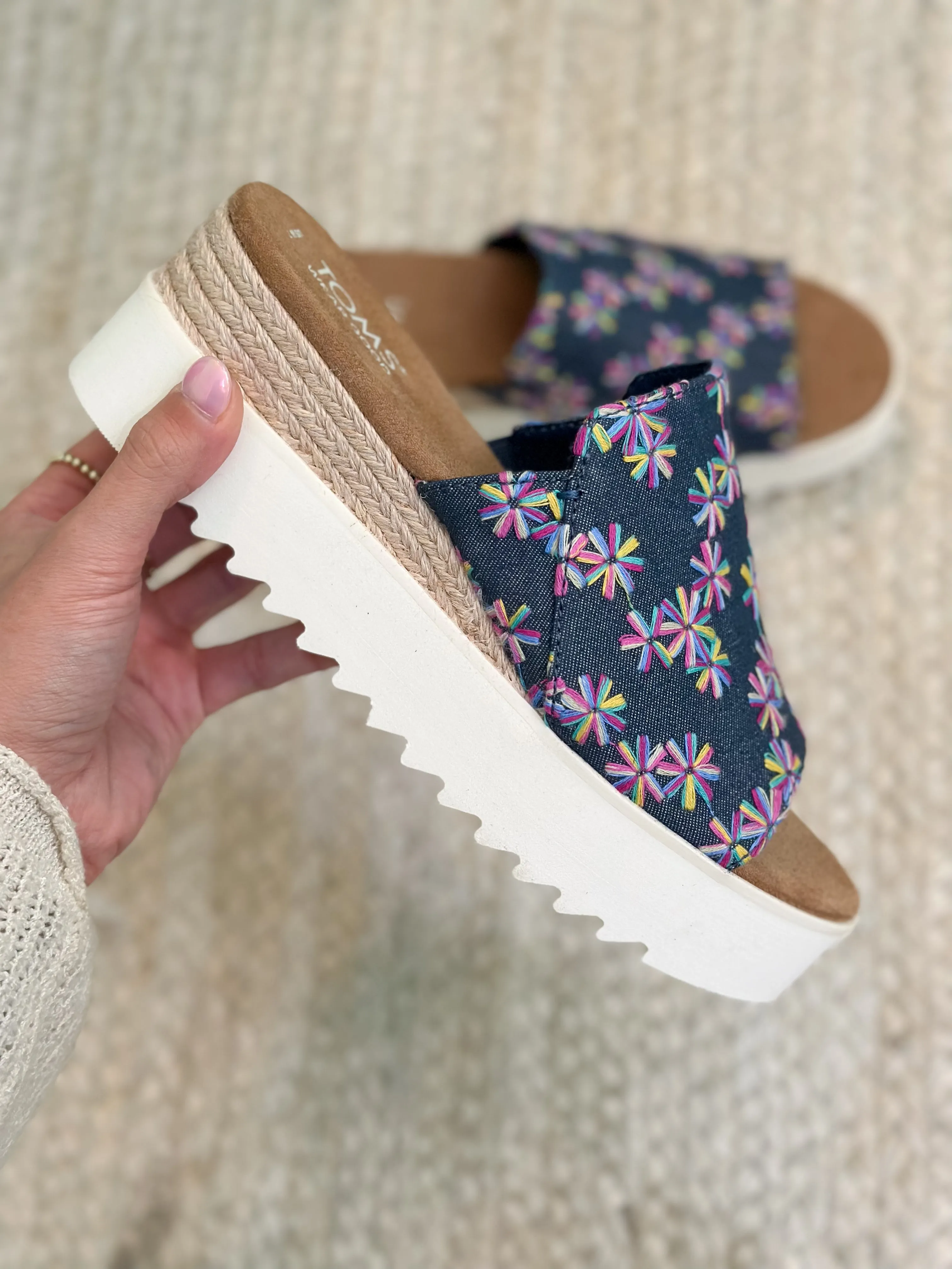 Toms Diana Mule Embroidered